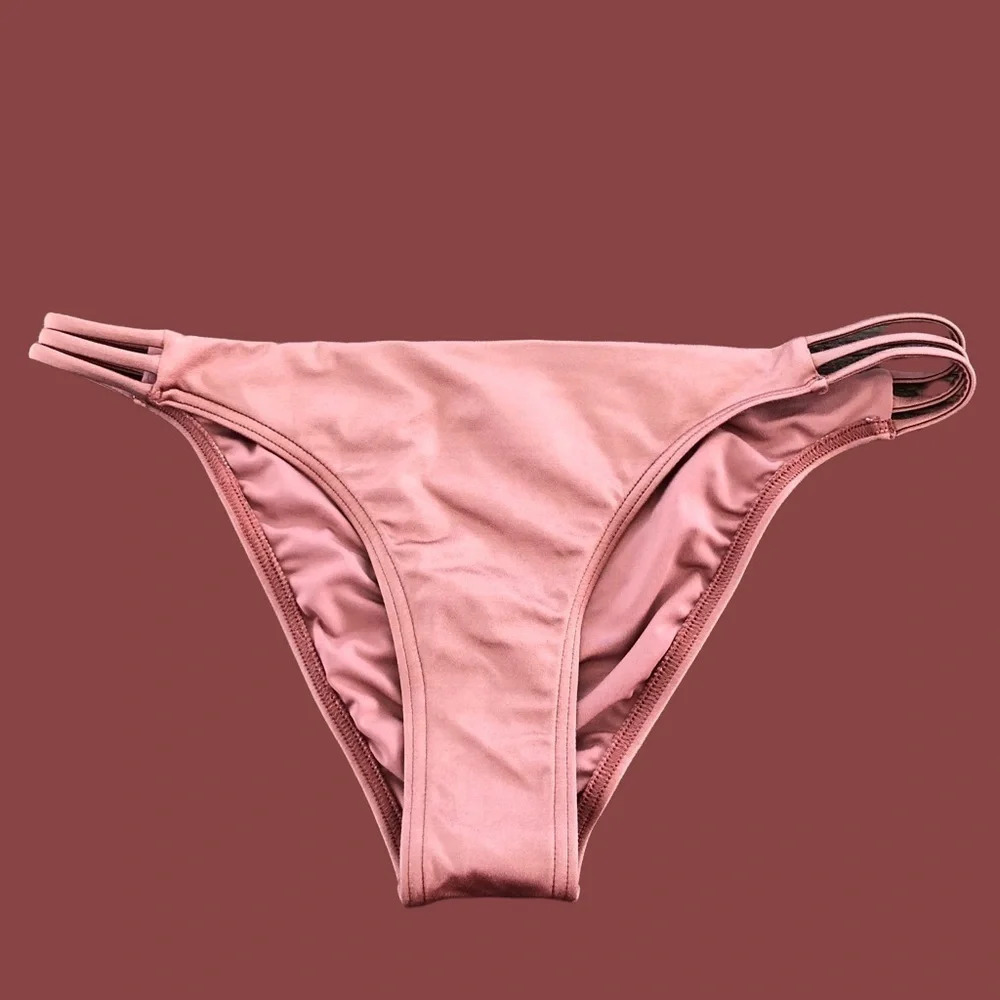 Cikada Australia Size US 8 Rose‎ Gold Low Rise Bikini Bottoms Swimsuit NWOT
